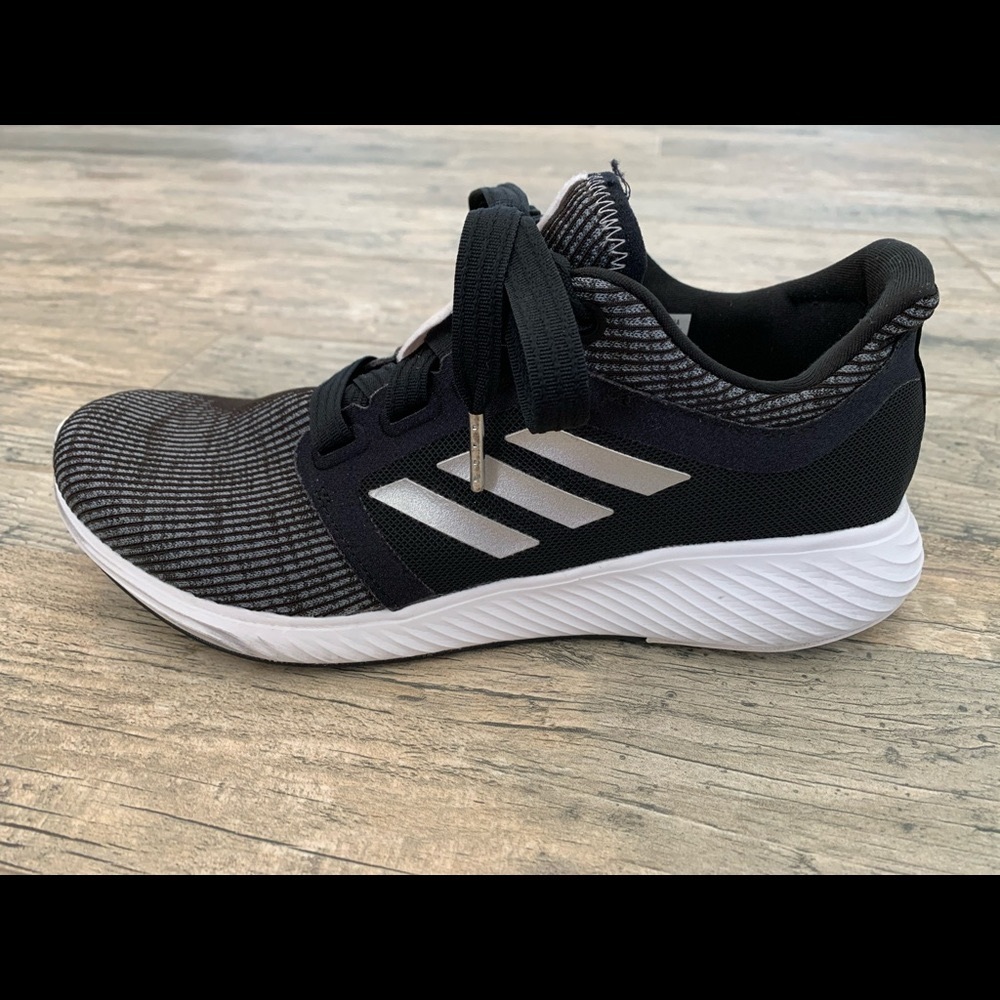 Adidas Women’s Edge Lux 3 Running Shoe 7.5